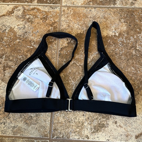 Women’s Athleta swimsuit bikini top Size Small - Picture 5 of 5
